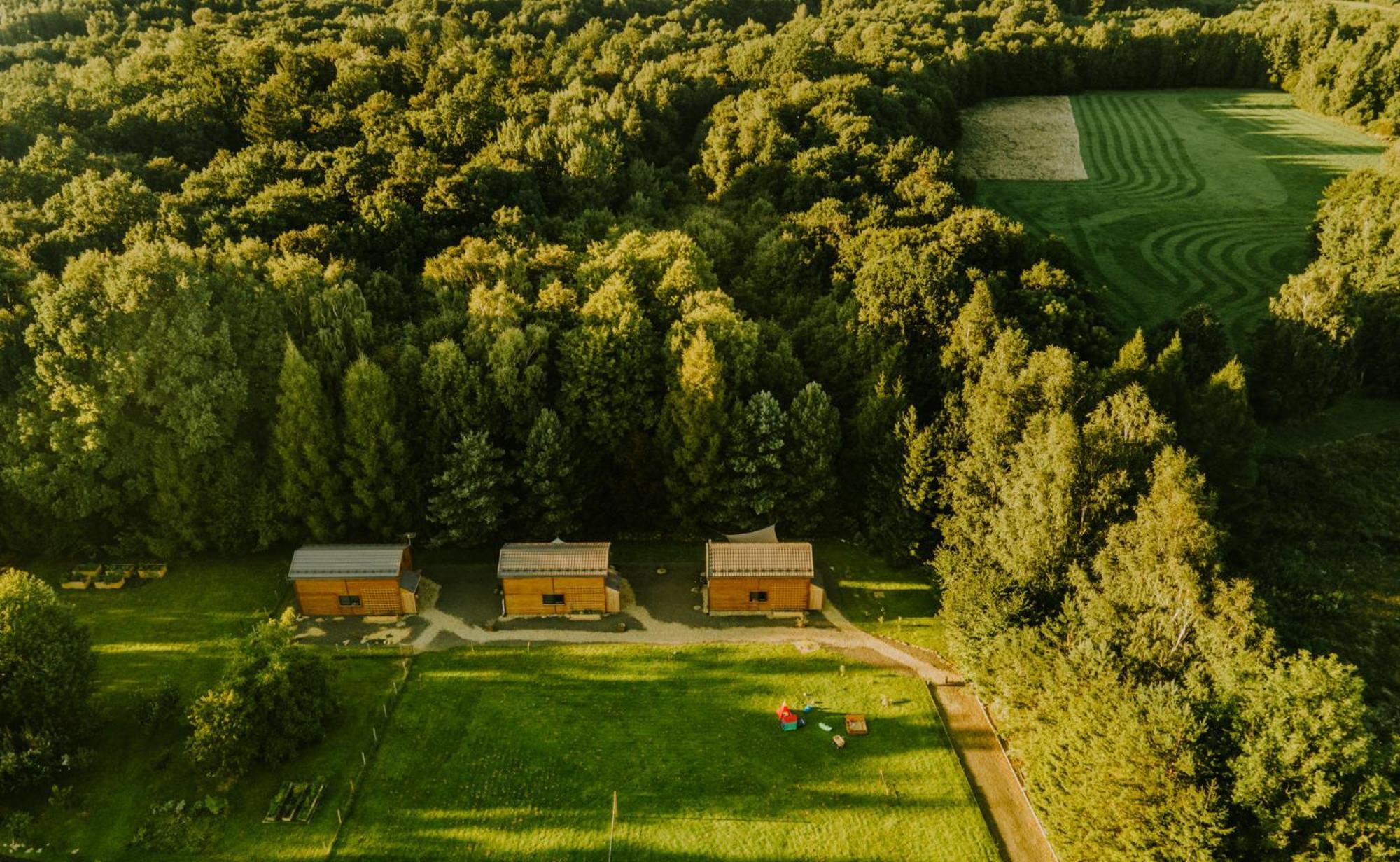 Domki Rower-Narty-Lezak - Caloroczne, Niezalezne, Taras, Grill, Zadaszone Jacuzzi, Ognisko, Duzy Teren, Blisko Las, Trasy Rowerowe Single-Track, Piesze Wedrowki, Narty Świeradów-Zdrój Exterior foto